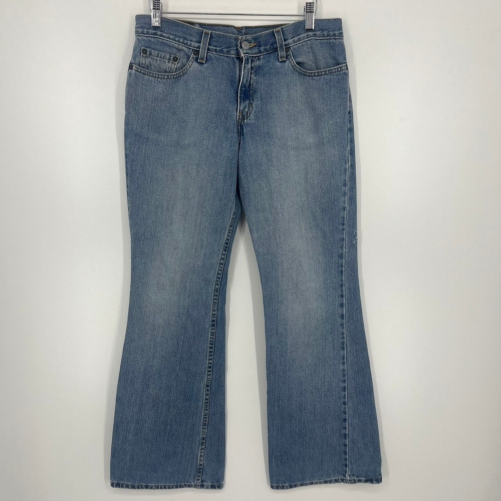 Levis 514 Womens Super Low Flared Leg Jeans Medium Wash Blue Denim Size 9 JR M